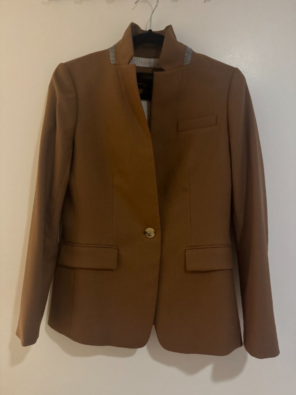 Rare JCREW Regent blazer in Italian Wool in size 2 Camel Color
